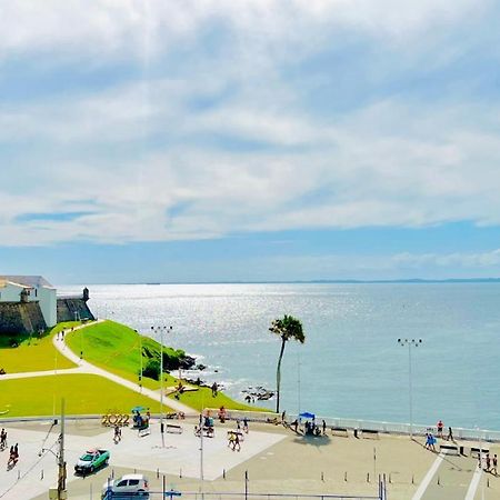 Apartamento No Farol Da Barra. Vista Deslumbrante Para O Mar! No Circuito Do Carnaval. Ao Lado Do Porto Da Barra ! Салвадор Екстериор снимка