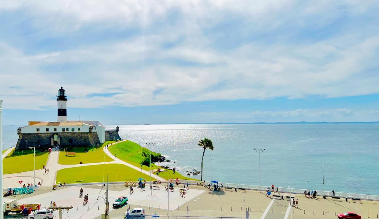 Apartamento No Farol Da Barra. Vista Deslumbrante Para O Mar! No Circuito Do Carnaval. Ao Lado Do Porto Da Barra ! Салвадор Екстериор снимка
